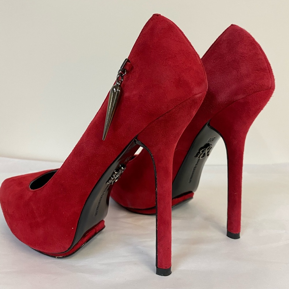 Rock & Republic Red Suede Hidden Platform Heels - Picture 8 of 10